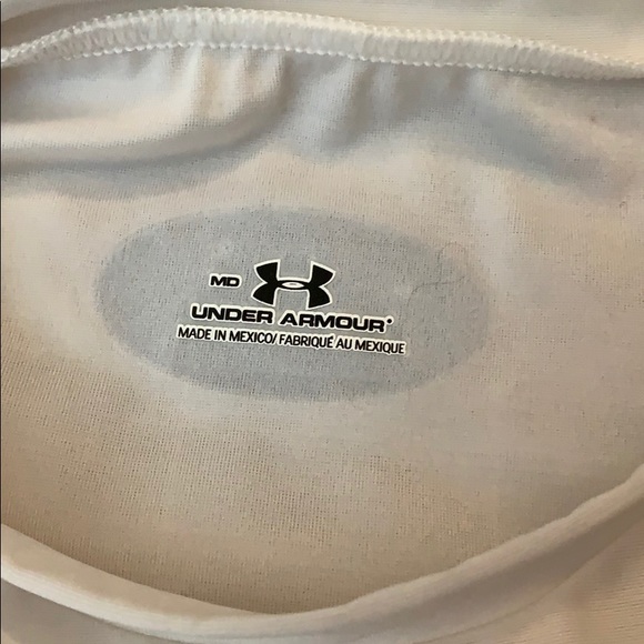 Lightweight Under Armour shirt - Picture 3 of 6
